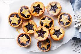 mulled wine and mince pies